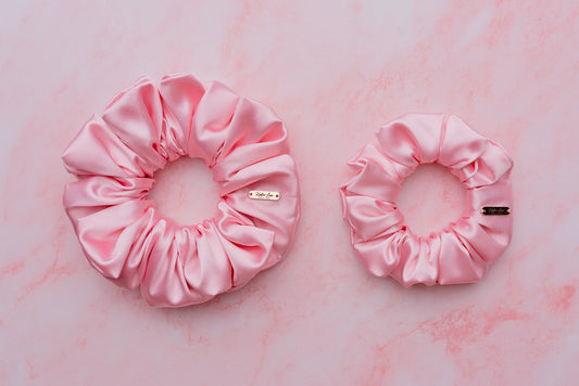 Aurora Stretch Satin Scrunchie in Pink